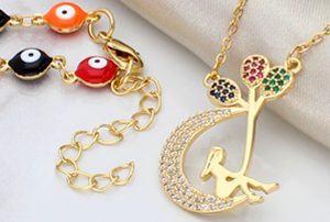 Joyeria de Chapa de Oro Huggies Pulseras Collares Juegos