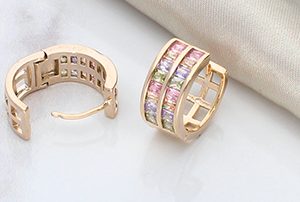 huggies de chapa de oro